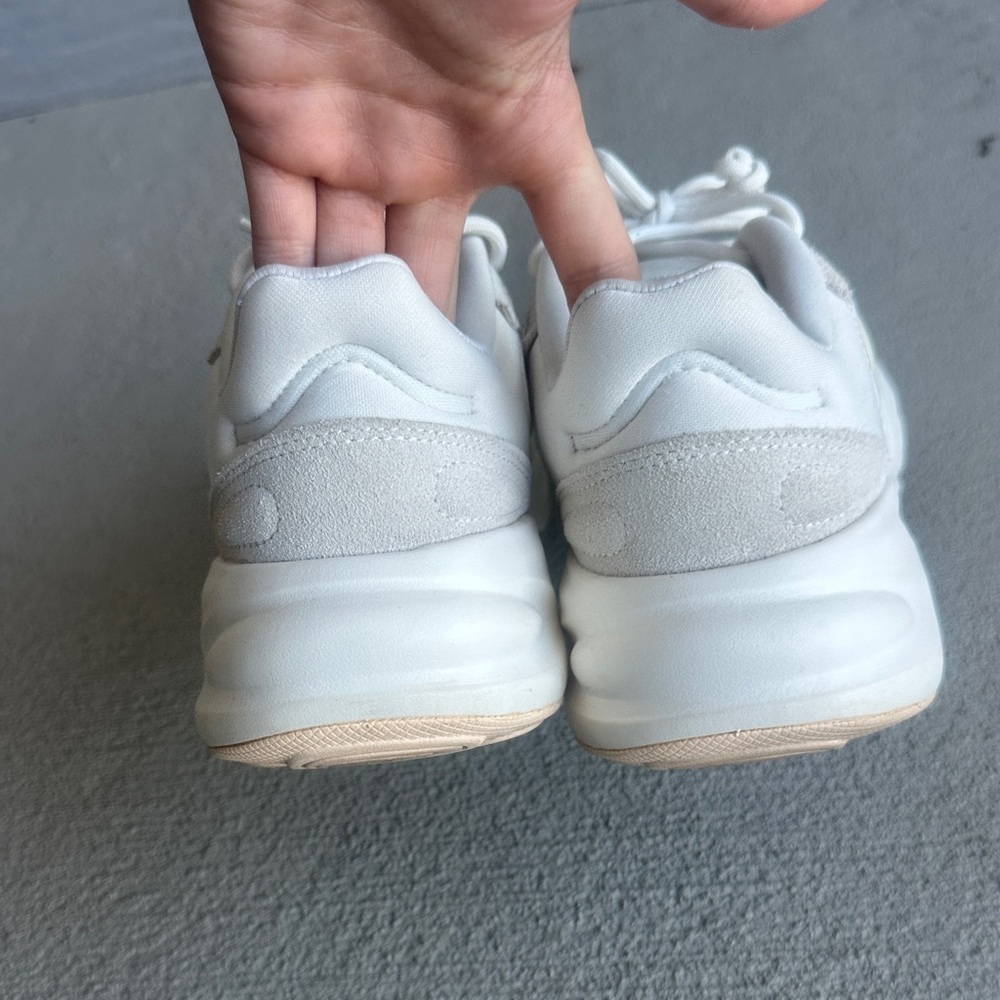 Adidas Cream and White Athletic Shoes - Picture 3 of 8